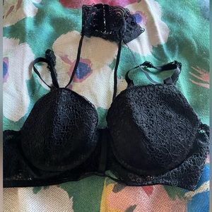 Adore black bra with attached choker size medium like new